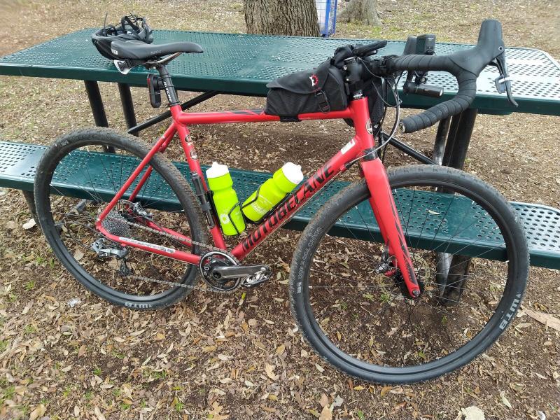 2018 Motobecane Mulekick CX Pro, in Lava Red